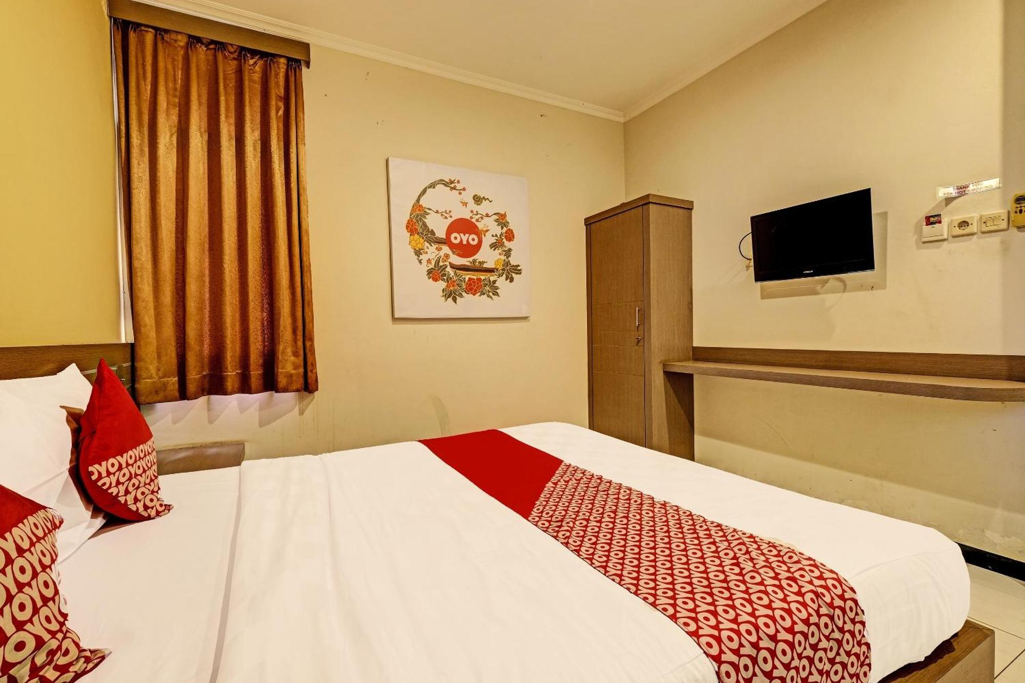 Sky Guesthouse Semarang Exterior foto