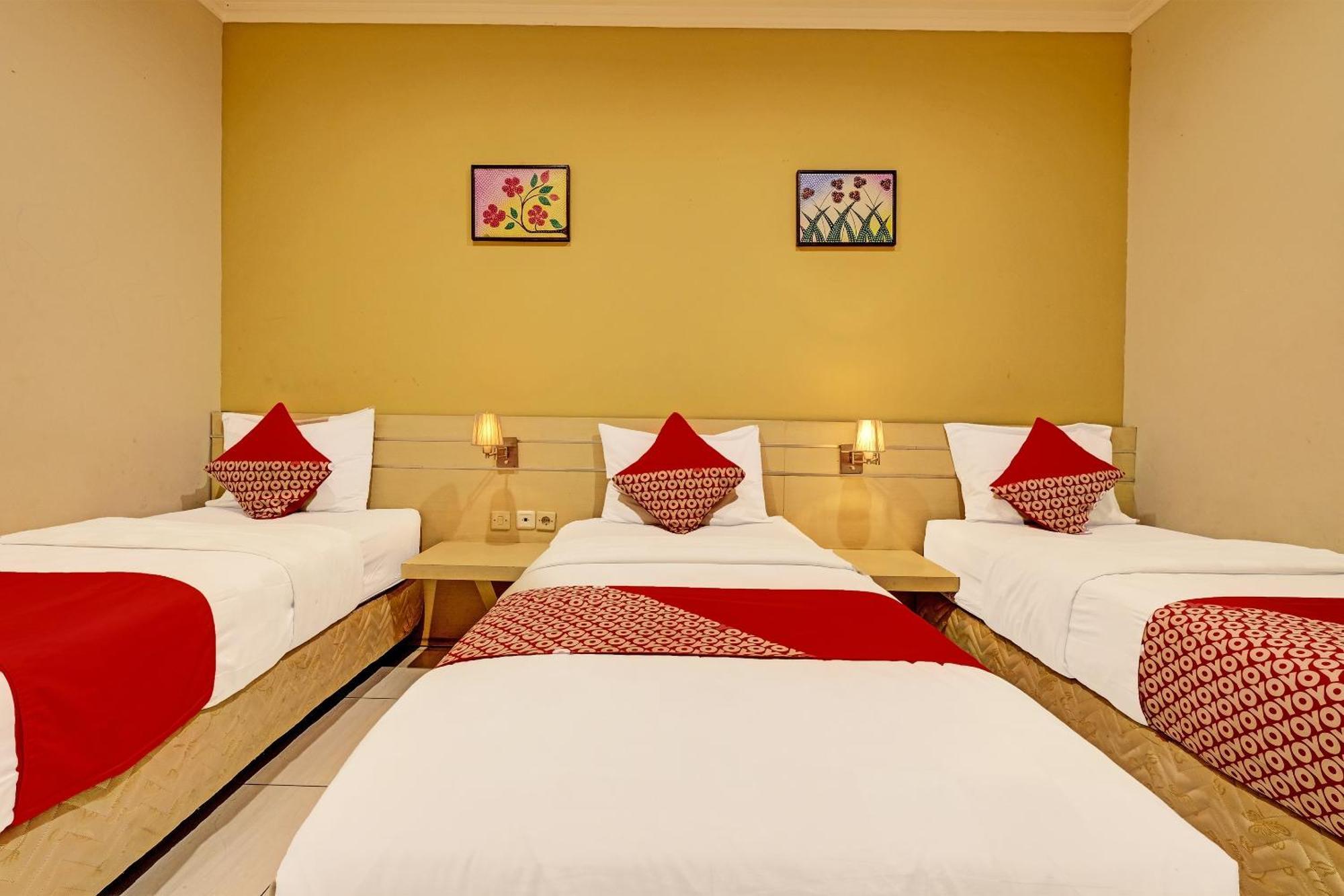 Sky Guesthouse Semarang Exterior foto