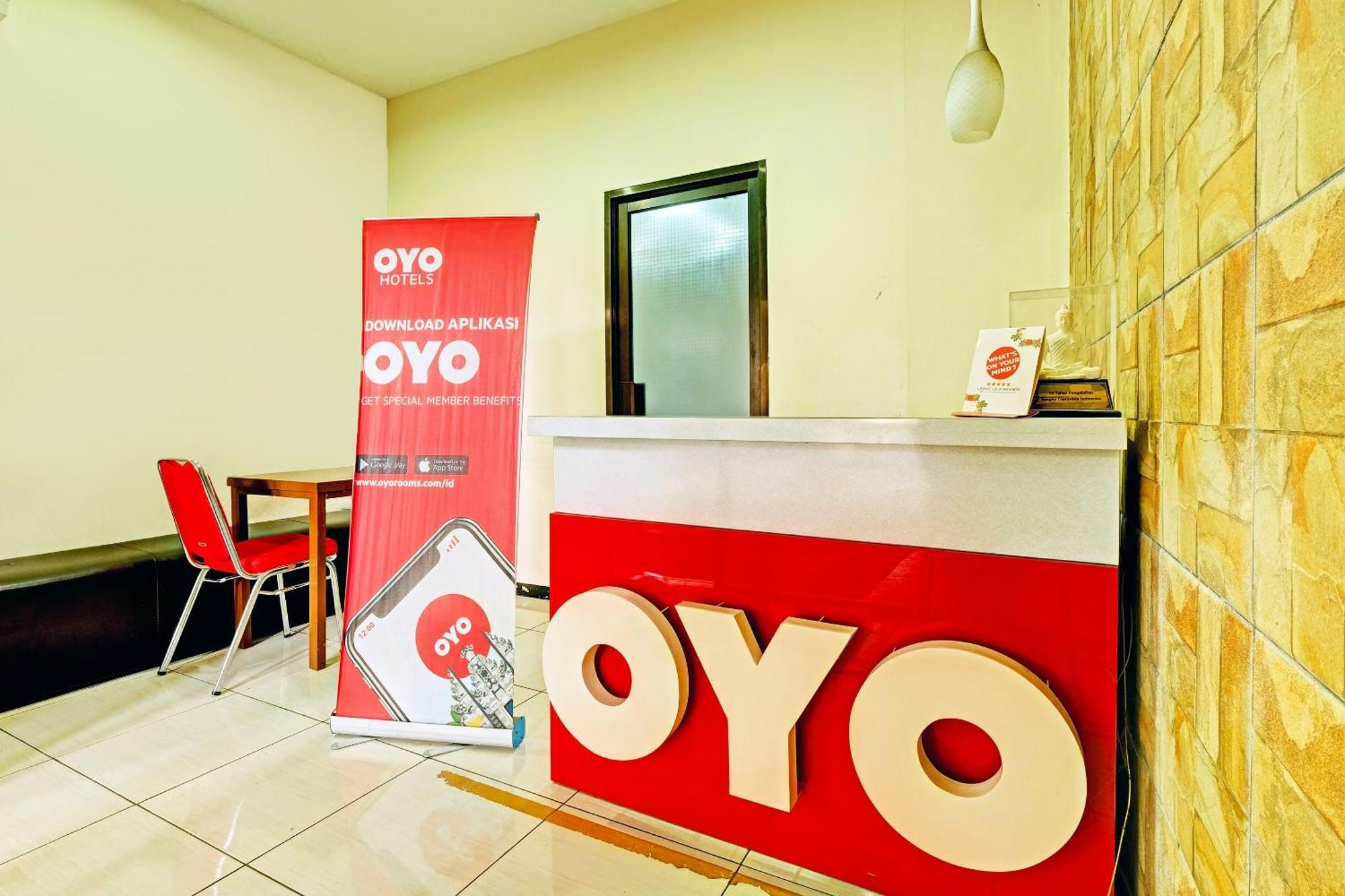 Sky Guesthouse Semarang Exterior foto
